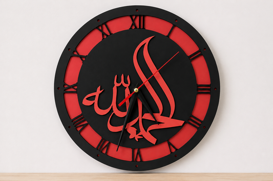 Islamische Wanduhr – Rot-Schwarz Edition | Handgefertigt aus Holz