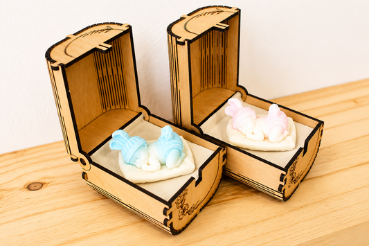 Personalisierte Taufbox aus Holz | Handgefertigt in Bayern